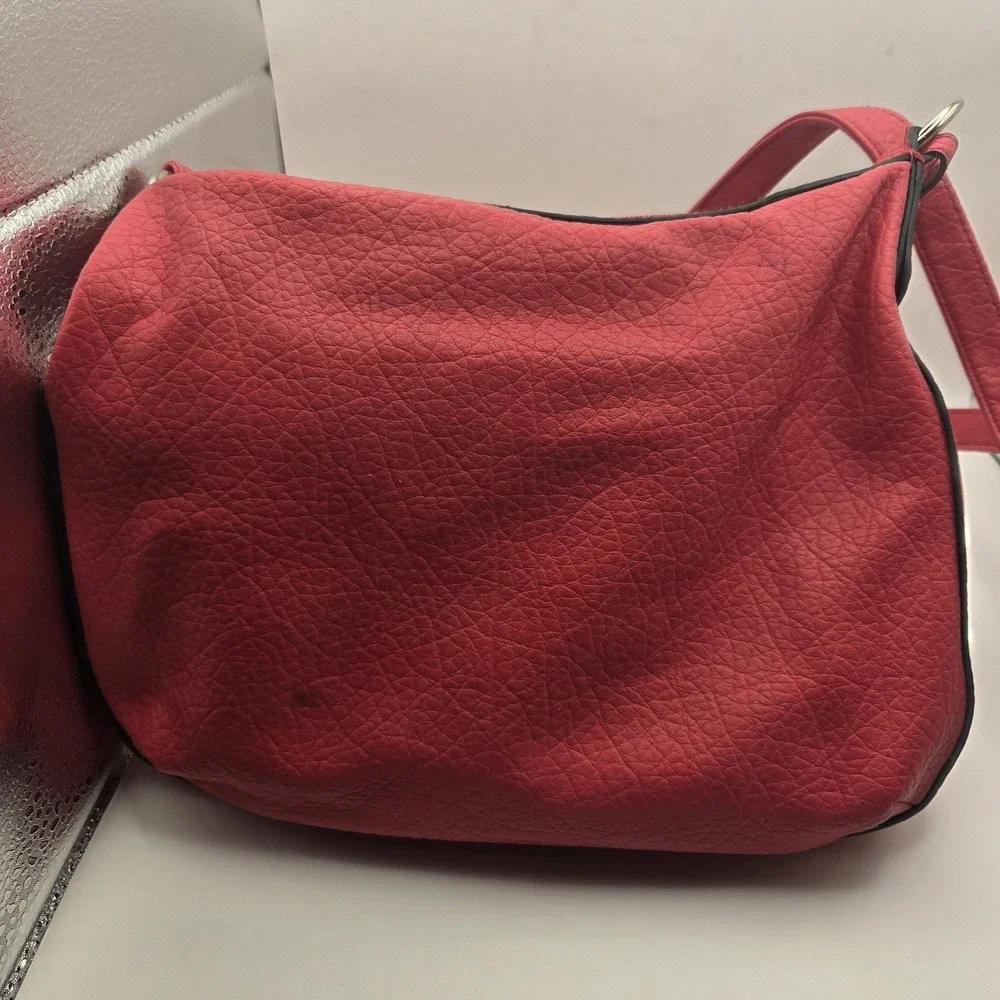ROSETTI Faux Leather Bright Pink Shoulder Bag Hobo VTG